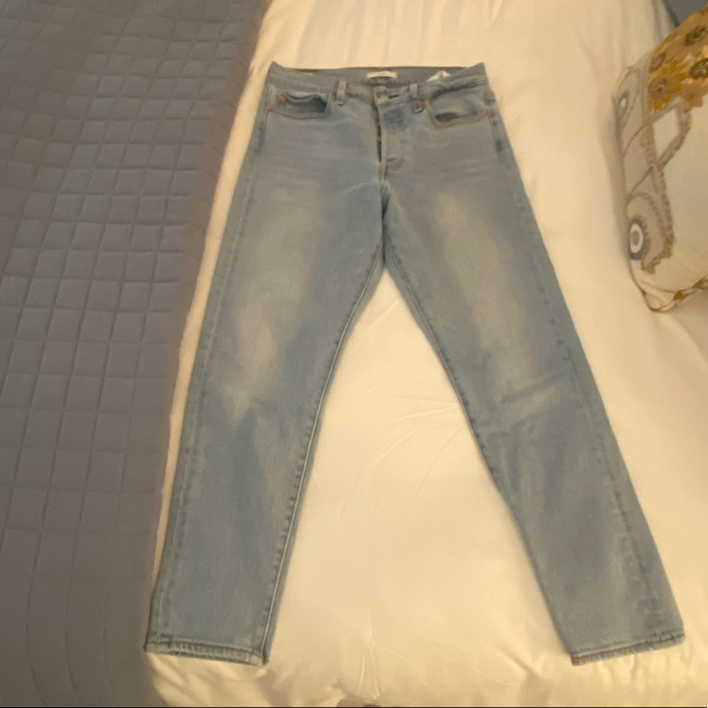 Levi wedgie jean